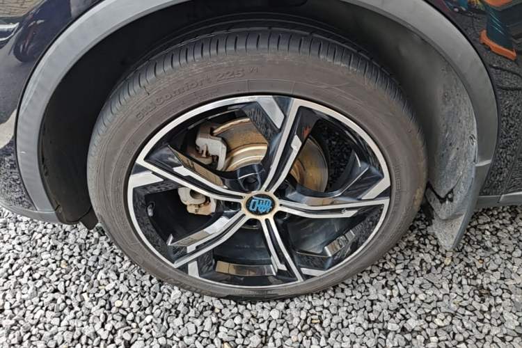 Used BYD Tang New Energy 2021 DM-i 112KM Prestige Model Left Front Wheel Hub