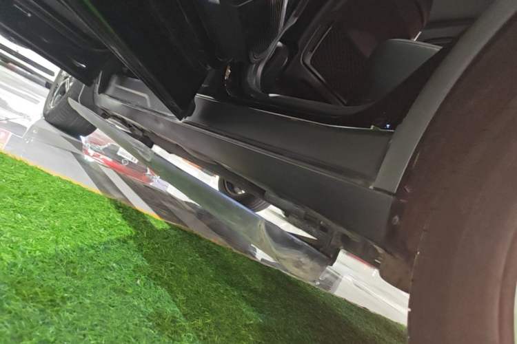 Used BYD Tang New Energy 2021 DM 2.0T Four-Wheel Drive High-Performance Luxury Model Left Side Sill