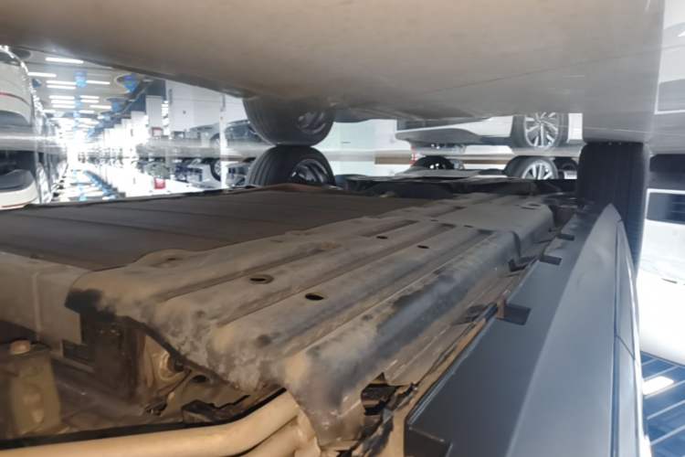 Used BYD Tang New Energy 2021 DM-i 112KM Prestige Model Left Side Sill