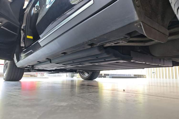 Used BYD Tang New Energy 2021 DM-i 112KM Prestige Model Left Side Sill