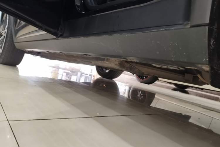Used BYD Tang New Energy 2021 DM 2.0T Four-Wheel Drive Performance Edition Prestige Model Left Side Sill