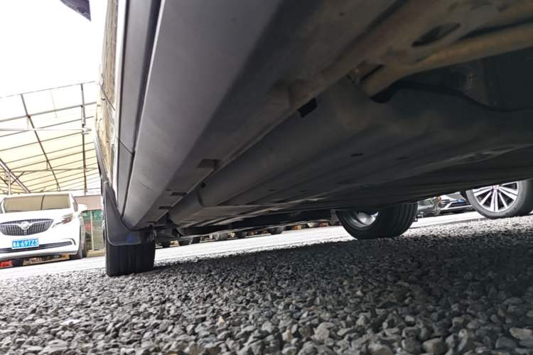 Used BYD Tang New Energy 2021 DM-i 112KM Prestige Model Left Side Sill