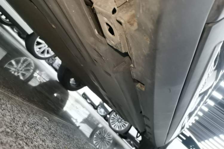 Used BYD Tang New Energy 2021 DM-i 112KM Prestige Model Left Side Sill