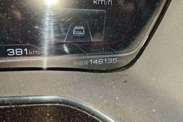 Used BYD Tang New Energy 2021 DM-i 112KM Prestige Model Odometer Close Up
