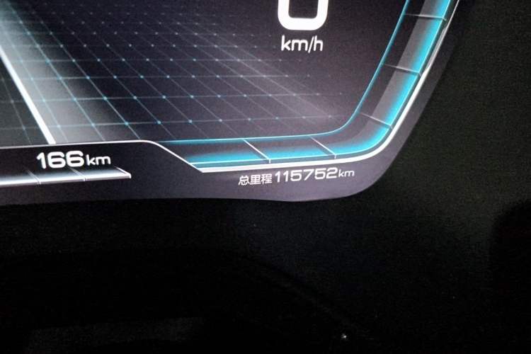 Used BYD Tang New Energy 2021 EV Long-Range Luxury Model Odometer Close Up