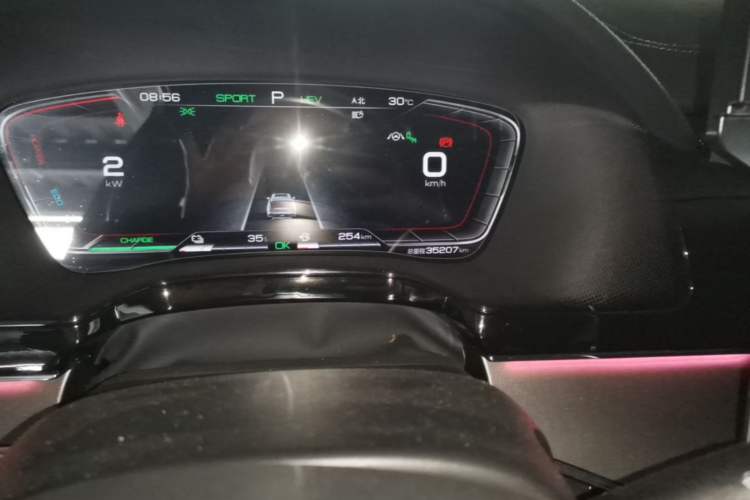 Used BYD Tang New Energy 2021 DM-i 112KM Prestige Model Odometer Close Up