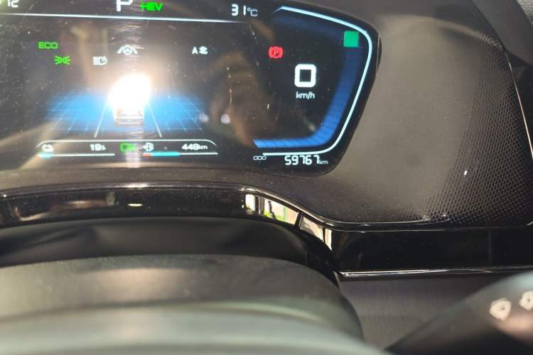 Used BYD Tang New Energy 2021 DM-i 112KM Prestige Model Odometer Close Up