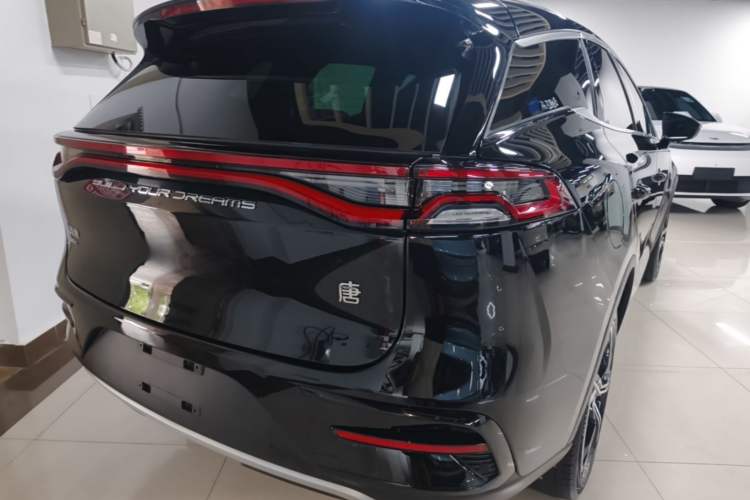 Used BYD Tang New Energy 2021 DM-i 112KM Prestige Model Rear Right 45 Deg