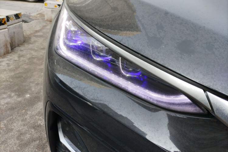 Used BYD Tang New Energy 2021 DM-i 112KM Prestige Model Right Front Headlight