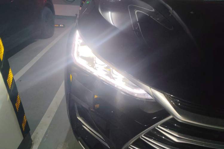 Used BYD Tang New Energy 2021 DM-i 112KM Prestige Model Right Front Headlight