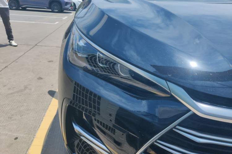 Used BYD Tang New Energy 2021 DM 2.0T Four-Wheel Drive High-Performance Flagship Model Right Front Headlight