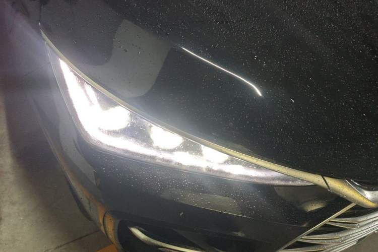 Used BYD Tang New Energy 2021 DM 2.0T Four-Wheel Drive High-Performance Flagship Model Right Front Headlight