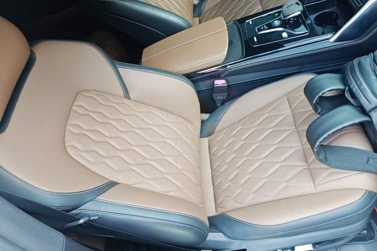 Used BYD Tang New Energy 2021 DM-i 112KM Prestige Model Right Front Seat