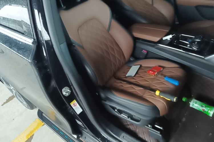 Used BYD Tang New Energy 2021 DM-i 112KM Prestige Model Right Front Seat