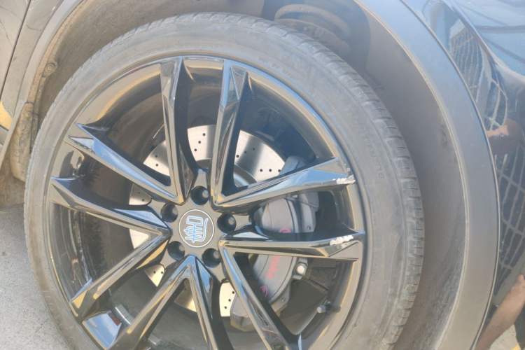 Used BYD Tang New Energy 2021 DM 2.0T Four-Wheel Drive High-Performance Flagship Model Right Front Wheel Hub