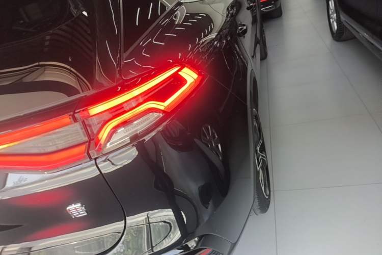 Used BYD Tang New Energy 2021 DM-i 112KM Prestige Model Right Rear Taillight