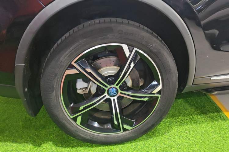 Used BYD Tang New Energy 2021 DM 2.0T Four-Wheel Drive High-Performance Luxury Model Right Rear Wheel Hub