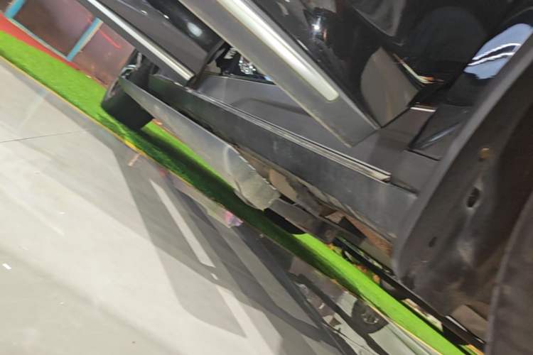 Used BYD Tang New Energy 2021 DM 2.0T Four-Wheel Drive High-Performance Luxury Model Right Side Sill