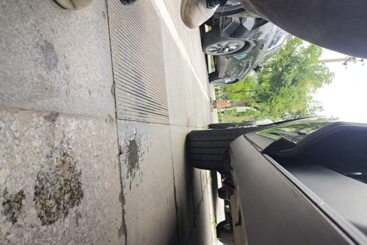 Used BYD Tang New Energy 2021 DM-i 112KM Prestige Model Right Side Sill