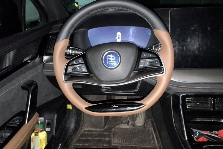 Used BYD Tang New Energy 2021 EV Long-Range Luxury Model Steering Wheel