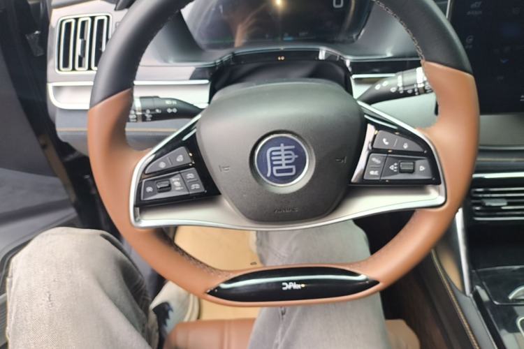 Used BYD Tang New Energy 2021 DM-i 112KM Prestige Model Steering Wheel