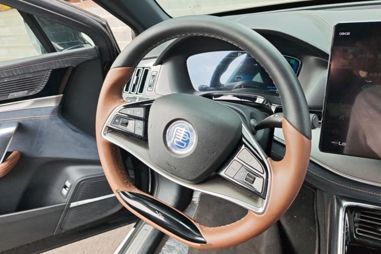Used BYD Tang New Energy 2021 DM 2.0T Four-Wheel Drive Performance Edition Prestige Model Steering Wheel
