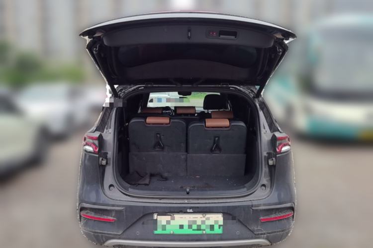 Used BYD Tang New Energy 2021 DM-i 112KM Prestige Model Trunk