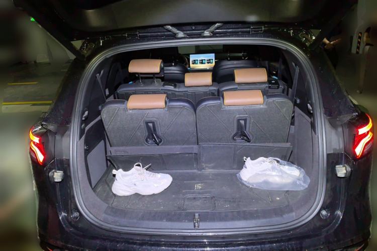 Used BYD Tang New Energy 2021 DM-i 112KM Prestige Model Trunk