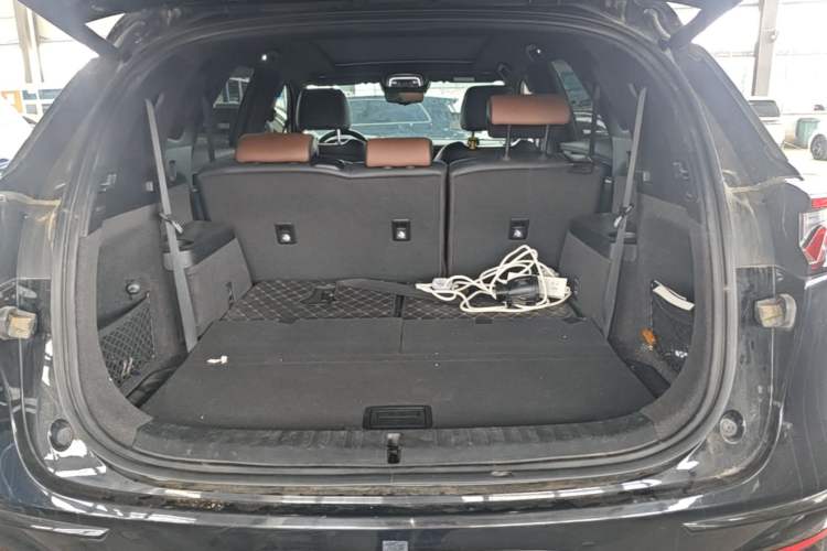 Used BYD Tang New Energy 2021 DM-i 112KM Prestige Model Trunk
