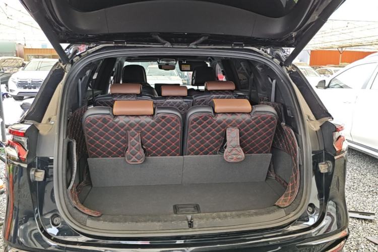 Used BYD Tang New Energy 2021 DM-i 112KM Prestige Model Trunk