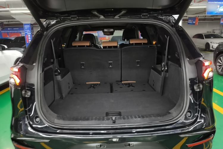 Used BYD Tang New Energy 2021 DM-i 112KM Prestige Model Trunk