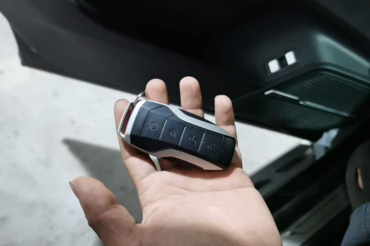 Used BYD Tang New Energy 2021 DM 2.0T Four-Wheel Drive Performance Edition Prestige Model Vehicle Key