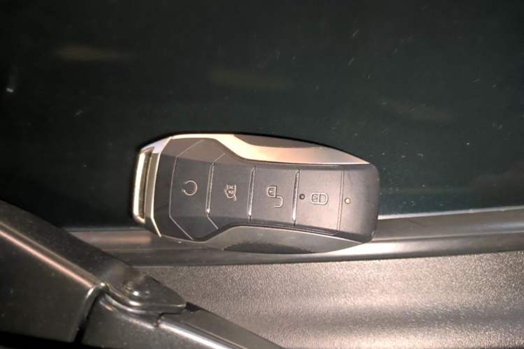 Used BYD Tang New Energy 2021 DM-i 112KM Prestige Model Vehicle Key