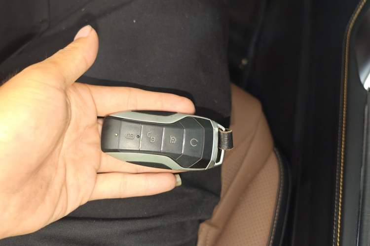Used BYD Tang New Energy 2021 DM-i 112KM Prestige Model Vehicle Key