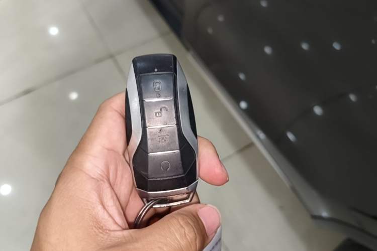 Used BYD Tang New Energy 2021 DM 2.0T Four-Wheel Drive Performance Edition Prestige Model Vehicle Key