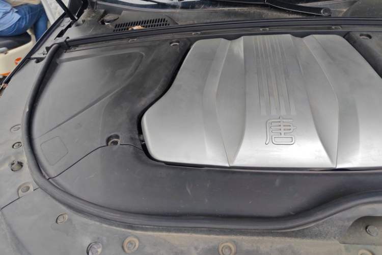 Used BYD Tang New Energy 2021 DM 2.0T Four-Wheel Drive High-Performance Flagship Model Engine Bay Right