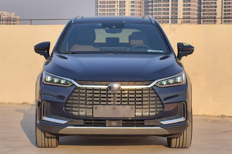 Used BYD Tang New Energy 2021 EV Four-Wheel Drive High-Performance Flagship Model Exterior 2