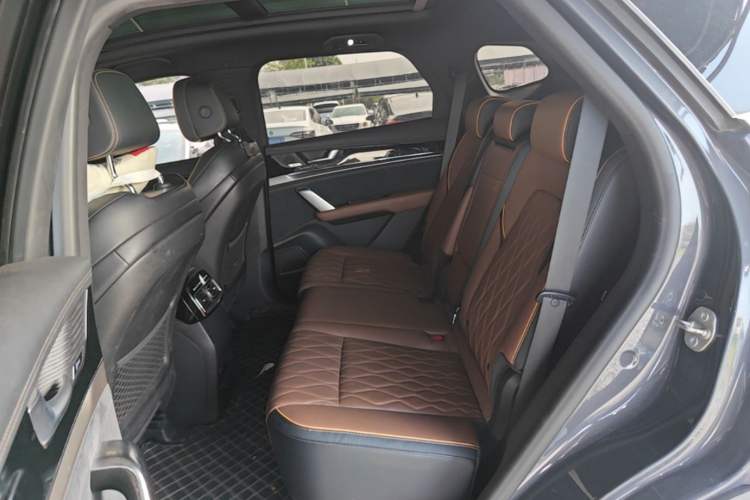 Used BYD Tang New Energy 2021 DM-i 112KM Prestige Model Left Rear Seat