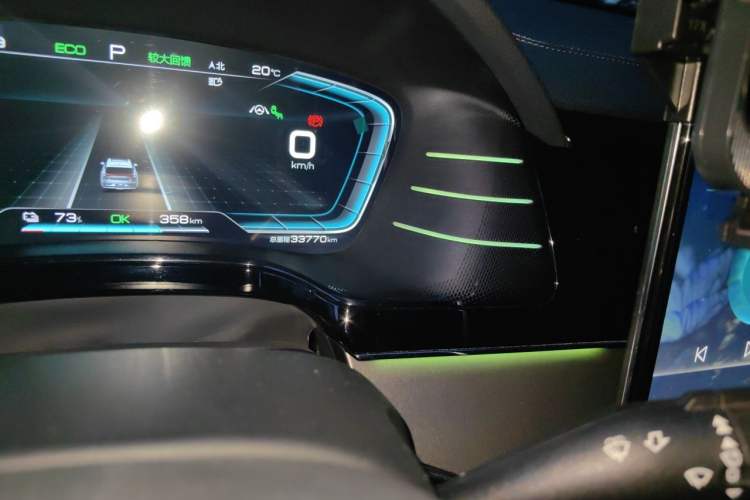 Used BYD Tang New Energy 2021 EV Four-Wheel Drive High-Performance Flagship Model Odometer Close Up