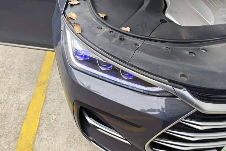 Used BYD Tang New Energy 2021 DM-i 112KM Prestige Model Right Front Headlight
