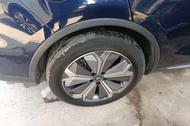 Used BYD Tang New Energy 2021 EV Four-Wheel Drive High-Performance Luxury Model Right Rear Wheel Hub