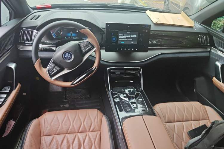 Used BYD Tang New Energy 2021 DM-i 112KM Prestige Model Center Console