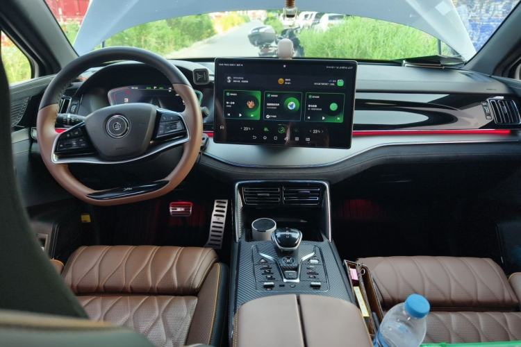 Used BYD Tang New Energy 2021 DM-i 112KM Prestige Model Center Console