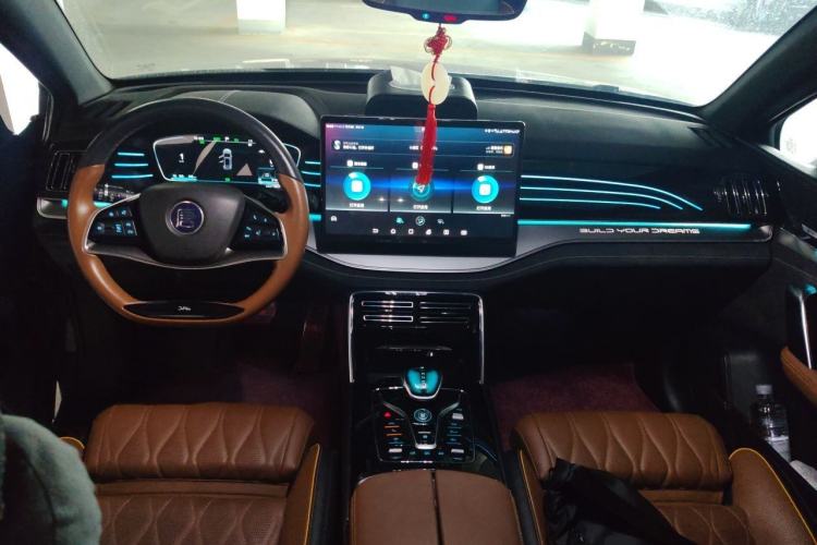 Used BYD Tang New Energy 2021 DM 2.0T Four-Wheel Drive High-Performance Flagship Model Center Console