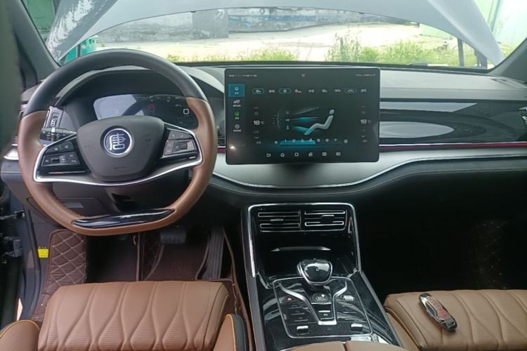Used BYD Tang New Energy 2021 DM-i 112KM Prestige Model Center Console