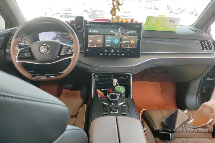 Used BYD Tang New Energy 2021 DM-i 112KM Prestige Model Center Console