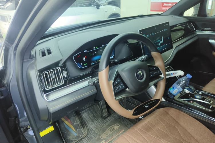 Used BYD Tang New Energy 2021 DM-i 112KM Prestige Model Center Console