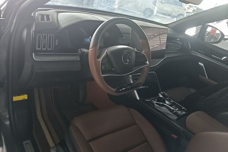 Used BYD Tang New Energy 2021 DM 2.0T Four-Wheel Drive Performance Edition Prestige Model Center Console