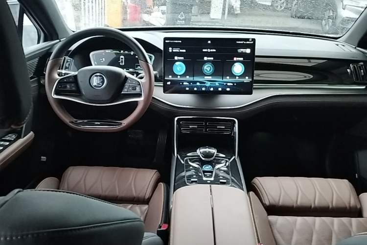 Used BYD Tang New Energy 2021 DM-i 112KM Prestige Model Center Console