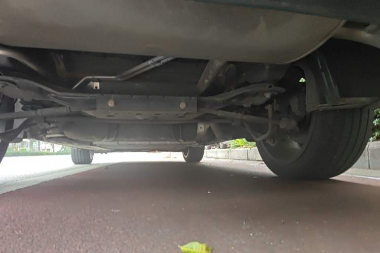 Used BYD Tang New Energy 2021 DM-i 112KM Prestige Model Chassis Rear